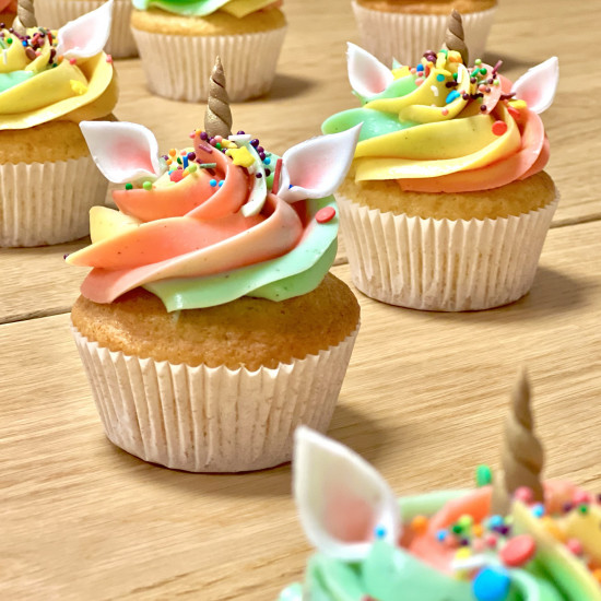 Unicorn cupcakes 