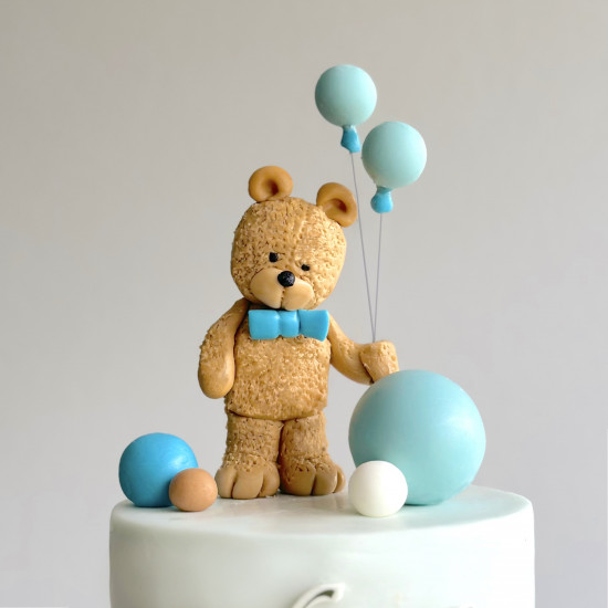 Teddy bears cake