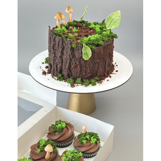 Tree Stump Cake 